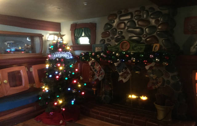 ミッキーの家　クリスマス
